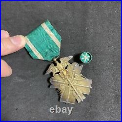 0916b WW2 Japanese soldier Order Of The Golden Kite 6th Class Medal with Box
