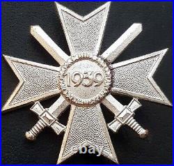 10638? German post WW2 1957 pattern Army War Merit Cross First Class medal ST&L