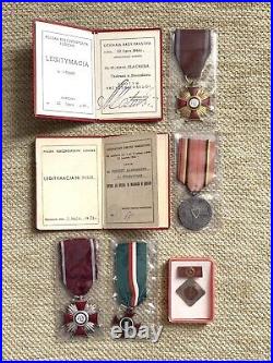 4 Poland Conquest of Berlin Cross of Merit Medals Ribbon Award Books Bundle