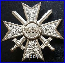 8347? German Army War Merit Cross First Class medal post WW2 1957 pattern ST&L