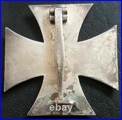8909 German Iron Cross First Class medal post WW2 1957 pattern maker DEUMER