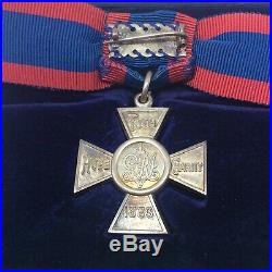 British Royal Red Cross 2nd Class Nurses Award Ww1 Era George V Medal Boxed