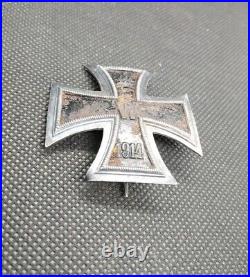 Europe Iron Cross medal 1914 WK 1, 1914 1918 WW II encased in silver
