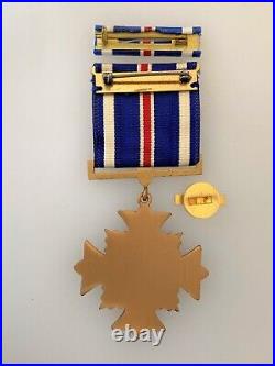GENUINE WW2 American U. S. Dist Flying Cross Medal cased award set good condition