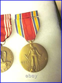 GROUPING of (4) WW2 U. S. ARMY MEDALS E. A. M. E, A. O, G. C, V with SERVICE RIBBONS
