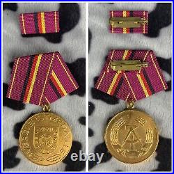 German Medal Portfolio Verdienstmedaille Zivilverteidigung Gold Civil Defence