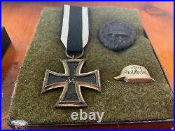 German WW1 Iron Cross Medal, black wounded Badge, der Stahlhelm Pin