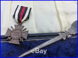 German WW1 Trench Art Letter Opener Iron Cross & Hindenburg Medal in Display Box