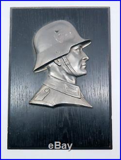 German WW2 table award soldier medal officer bronze bust uniform desk wall plque