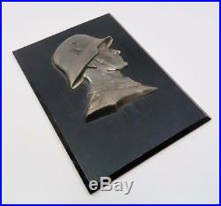 German WW2 table award soldier medal officer bronze bust uniform desk wall plque