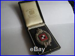 German WW I prussia air force Juncker observer medal in old case 100 % original