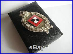 German WW I prussia air force Juncker observer medal in old case 100 % original