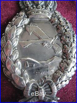 German WW I prussia air force Poellath pilot medal in old case 100 % original