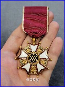 Interesting WW2 Navy Legion of Merit w Commander Sterling Rank Insignias Medals