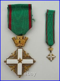 Italy / Italian Republic Order Of Merit Medal Knight Class In Box