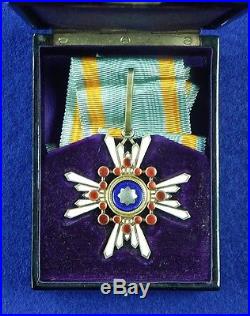 Japanese Japan WWII WW2 Order of Sacred Treasure 3 Class Medal Badge with Box