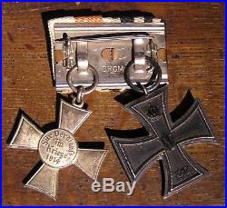 Medal Ww1 German Group Of 2 Iron Cross 2nd Class Hanseatenkreuz Lubeck