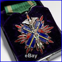 Nice! WW2 5th Class ORDER of GOLDEN KITE MEDAL STERLING SILVER JAPANESE JAPAN