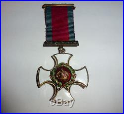 ORIGINAL WW1 BRITISH DISTINGUISHED SERVICE ORDER GEORGE V With RIBBON D. S. O. MEDAL