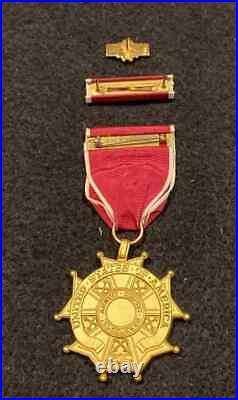 Officer-U. S. Legion Of Merit Medal Ribbon + Devices Vietnam era -SEE STORE WW 1