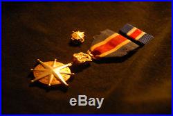 Original Issued-world War 11-1943-merchant Marine Distinguished Service Medal