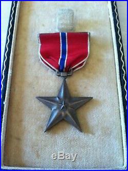 Original WWII Era USN USMC Bronze Star Medal with Case Navy Marine Corps WW2