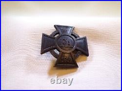Original WWI German Oldenburg Friedrich August Cross First Class Medal (3913)