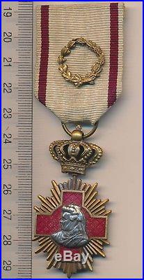 ROMANIA medal KINGDOM Romanian SANITARY merit ORDER Red CROSS WW I 1 3rd C MEDIC