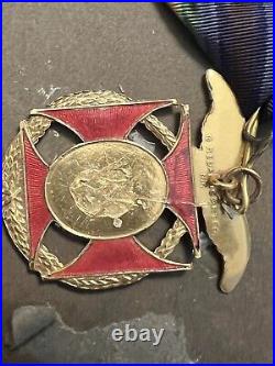 Rare Military Order Of The World Wars Medal & Ribbon