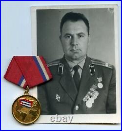 Soviet Army Caribbean Military Friendship Medal 1st Class & Bonus Photo Officer