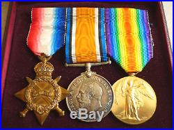 TRIO WORLD WAR ONE MEDALS 2nd LIEUTENANT KINGS OWN SCOTTISH BORDERERS BOXED