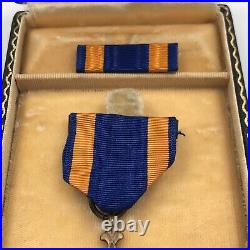 True Vintage WW2 Air Medal and Ribbon with Display Box Military Presentation