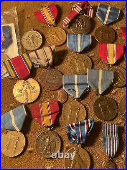 Us Medal Lot Of 18 WW2