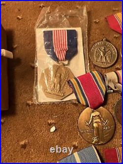 Us Medal Lot Of 18 WW2