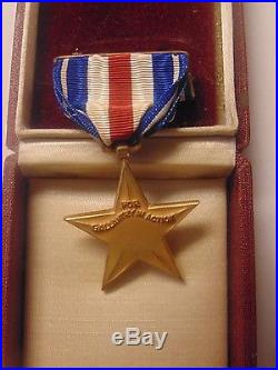 Vintage Original World War 2 Bronze Star Medal & Reibbon Pin No Name