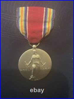VINTAGE US World War II Medal Campaign And Service Victory Metal on ribbon NRMT