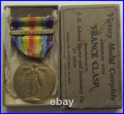 VINTAGE WW I 1920 U. S. Victory Military Medal in Box with France Bar