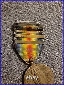 VINTAGE WW I Victory Medal & 3 Battle Bars