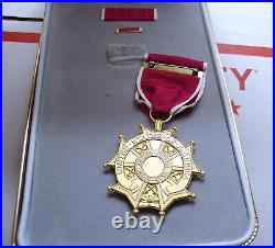 Vietnam Test Pilot Legion of Merit Medal boxed w Blue folder Cert Citation CHA