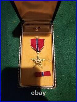 Vintage Bronze Star Military Medal for Merit in Case 3 Piece Pin Set Army