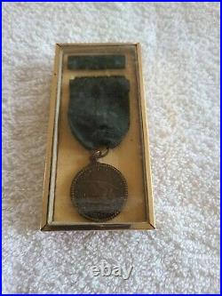 Vintage Girl Scout World War I 1918 Liberty Loan Campaign Service Medal / Award