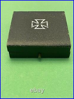 WW1 German Prussian Iron Cross 1st Class Medal Case with Paper Pin/Badge/Award