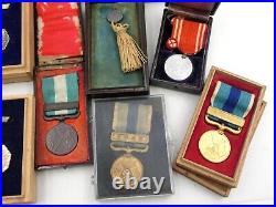 WW1 WW2 Japanese Imperial Army Orders 14 Medals and badges a lot