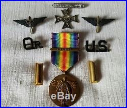 WW1 grouping, Air service insignia, photo, French and U. S. Medals
