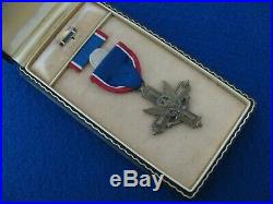 WW2 Army Medal in rare untitled case
