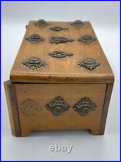 WW2 British Royal Eletrical Mechanical Engineers Trench Art Jewellery Box