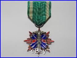 WW2 JAPANESE 5th Class GOLDEN KITE MEDAL WAR ARMY NAVY BADGE JAPAN ORDER WWII