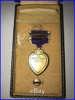 WW2 Purple Heart Medal With Lapel Pin And Casket Case