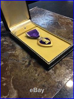 Ww2 Us Purple Heart Medal Box & Pin