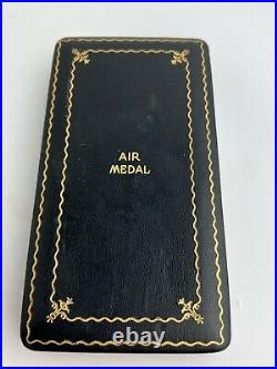 WW2 U. S. Air Medal Award with Box Air Force & Ribbon